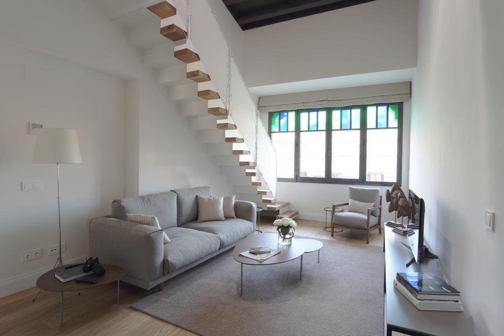 Apartaments Plaça Del Vi Girona Exterior foto