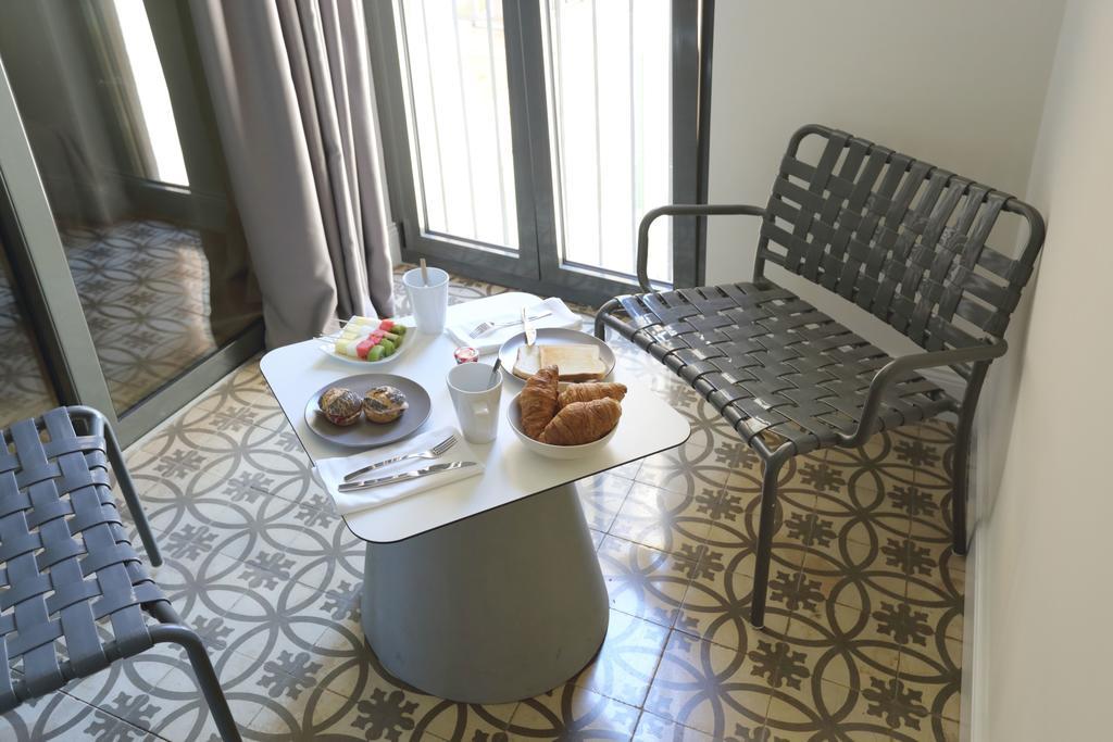 Apartaments Plaça Del Vi Girona Exterior foto
